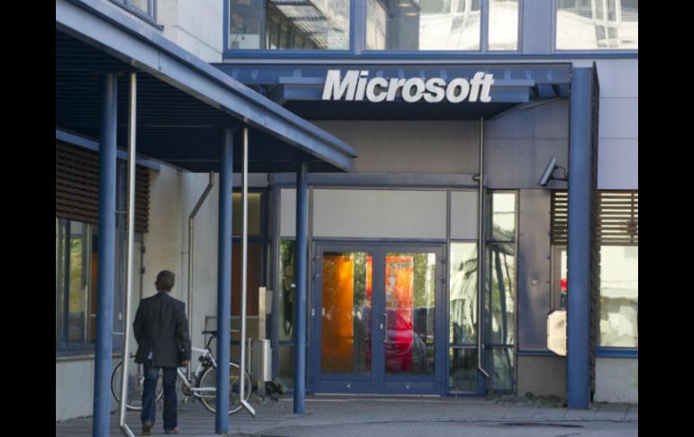 Microsoft adquirió sus operaciones de dispositivos celulares. EFE /