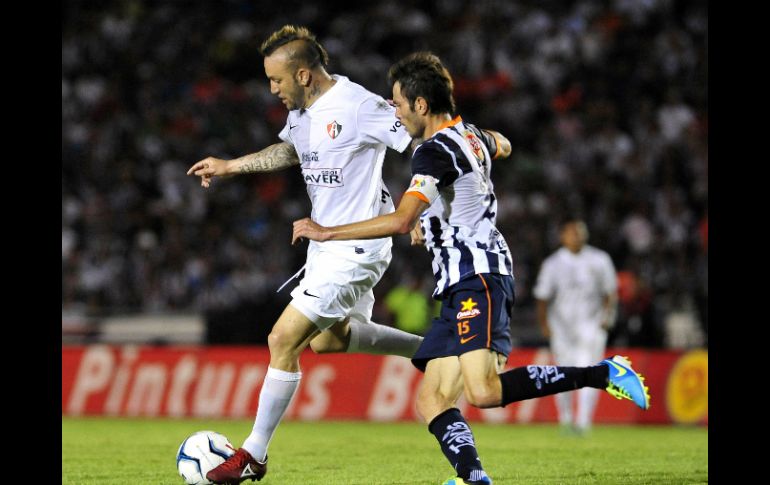 El Toro Vuoso se destacó en el juego del Atlas frente a los Rayados del Monterrey. ARCHIVO /
