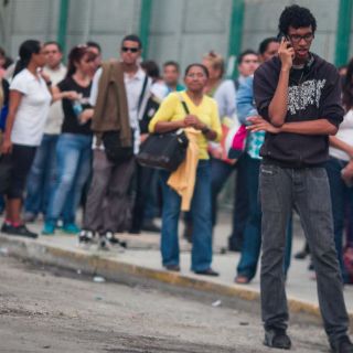 Capriles acusa de incompetente a Maduro por apagón