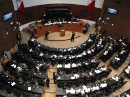 El pleno del Senado expone posturas sobre Ley educativa. SUN /