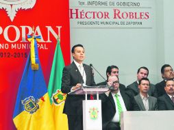 Héctor Robles. Estuvo acompañado por su gabinete y la mayoría de los regidores, con la ausencia de la fracción de Movimiento Ciudadano. EL INFORMADOR /