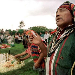 Amazon digitalizará 26 libros en lenguas indígenas de México