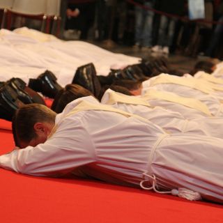 Arrestan a líder de ''Legionarios'' por caso de abuso sexual en Chile