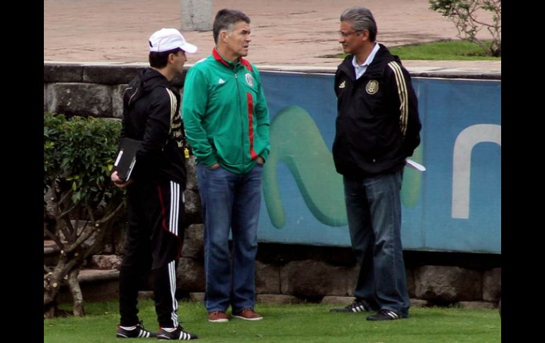 El cuerpo técnico del equipo nacional sabe que no hay otra más que ganar. NTX /