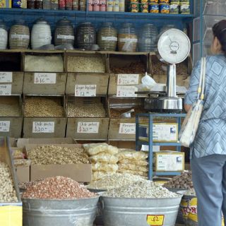 Caen precios de alimentos en agosto, señala la FAO
