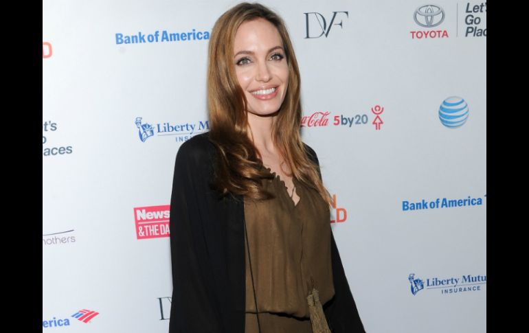 El premio que se le dará a Jolie le reconocerá sus esfuerzos en la industria del cine por acciones humanitarias. ARCHIVO /