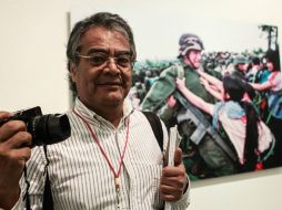 El fotógrafo zacatecano encabeza una conferencia para hablar sobre su exposición, que se inaugurará en el MUPAG. EL INFORMADOR /