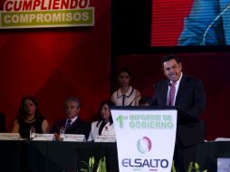 Al primer informe de Joel González acudieron personajes políticos.  /