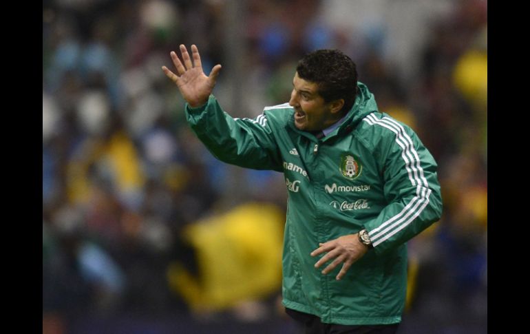 Con la derrota ante Honduras, el Tri pone en riesgo su pase al Mundial de Brasil 2014. AFP /