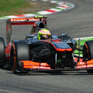 Checo Pérez sale decepcionado de Monza