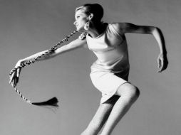 Foto de Verushka, donde se ve la técnica e imaginativa desarrollada por Richard Avedon. ARCHIVO /