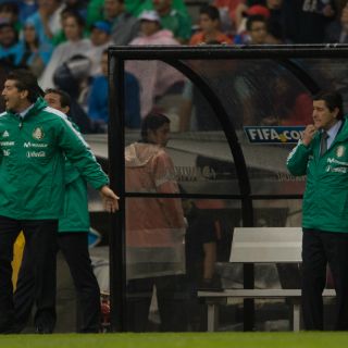 Tena renunciaría si el ''Chepo'' se lo pide