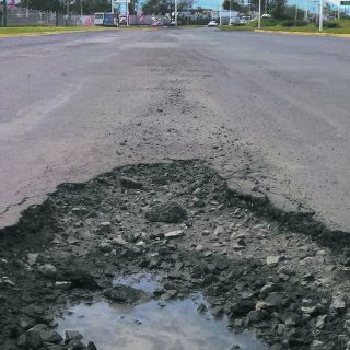 La lluvia del fin de semana agudiza aparición de baches