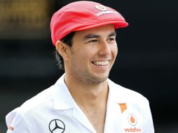 Sergio Pérez, de McLaren, expresó vía Twitter su sorpresa al ver llegar a las autoridades. EFE /