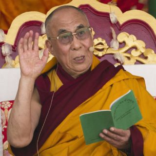 Anuncian visita del Dalai Lama a México en octubre
