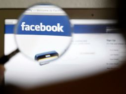 Desde enero, Facebook recibió nueve mil peticiones que afectaron a 18 mil cuentas de usuarios entre enero y junio de este año. ARCHIVO /