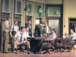 Los intérpretes de 12 Hombres en Pugna sorprendieron gratamente al público que se dio cita en el Teatro Diana en su primera función. EL INFORMADOR /