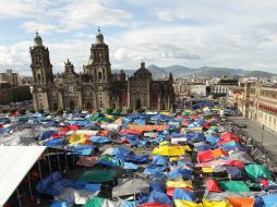 La Segob pide a la dirigencia de la CNTE es que desocupen la Plaza de la Constitución los días 14 al 16 de septiembre. EFE /