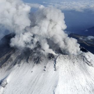 Reportan caída de ceniza volcánica en Morelos