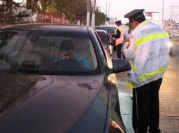 Los operativos de alcoholimetría aumentarán durante el fin de semana, principalmente la tarde-noche del domingo 15 de Septiembre. ARCHIVO /