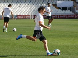 Guardado Hernández apenas el pasado viernes reportó a los entrenamientos. ESPECIAL /