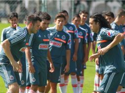 El conjunto del Guadalajara está urgido de una victoria y este domingo la buscará ante Xolos. ARCHIVO /