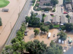 Autoridades estiman en varios cientos de millones de dólares los daños a la infraestructura del estado. EFE /