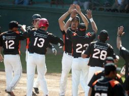 La liga Intersindical entra en sus últimos momentos y ya solo falta ocupar una plaza para los playoffs. ARCHIVO /