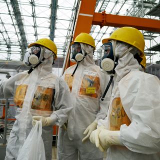 Alerta en la central de Fukushima por la llegada del tifón Man-yi