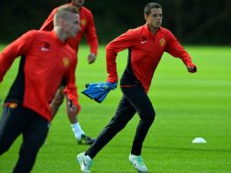 Javier Hernández durante una sesión de entrenamiento en Carrington del equipo inglés. AFP /