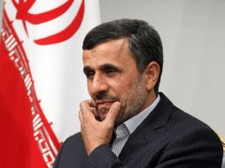 La prohibición surgió por protestas organizadas en redes sociales contra el ex presidente del país, Mahmoud Ahmadinejad. ARCHIVO /