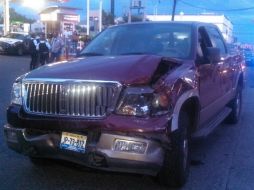 Vista de la camioneta implicada en el posible acto de secuestro o robo.  /