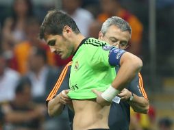 Iker Casillas no tendrá problema en volver al arco español en octubre. AP /