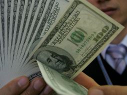 El dólar ha registrado bajas en sus cotizaciones en las últimas jornadas. ARCHIVO /