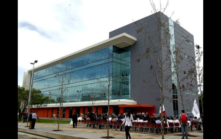 La cita es a las 12:30 horas, el Centro de Congresos del centro universitario. ARCHIVO /