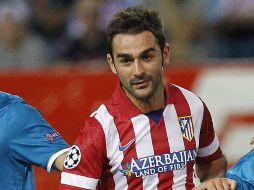 El atacante no podrá participar en los próximos duelos de los ''Colchoneros''. EFE /