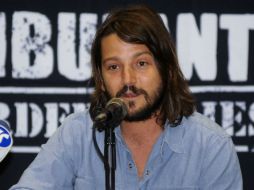 Luna estuvo mandando mensajes por Twitter para apoyar un centro de acopio para las víctimas de las lluvias y las inundaciones. ARCHIVO /