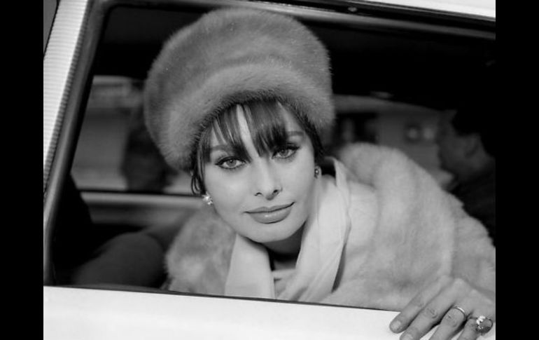 Talento, belleza y glamour, han sido el secreto de Sophia Loren, la belleza europea que dejó con el corazón en al piso a más de uno. ESPECIAL /
