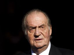El rey Juan Carlos no se ha planteado en ningún momento la abdicación, aseguró el jefe de la Casa Real, Rafael Spottorno. AP /