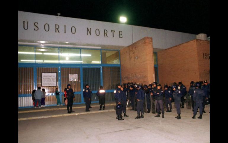 La Policía de Investigación recaba indicios para conocer las causas que originaron el enfrentamiento. ARCHIVO /