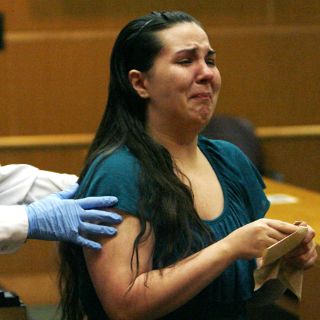 'Chica del hipo' es declarada culpable de asesinato