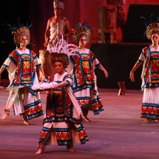 Ballet de Amalia Hernández festeja a México