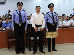 Bo Xilai es declarado culpable de cargos de aceptación de sobornos, malversación y abuso de poder. AFP /