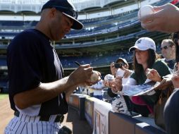 Rivera es reconocido por los fanáticos y por varias personalidades en su país. AP /