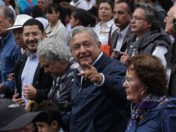 Simpatizantes del Movimiento de Regeneración Nacional marcharon, este domingo, a convocatoria de AMLO en defensa del petróleo. SUN /