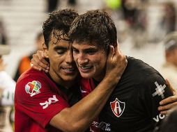 Edson Rivera (d) acompañaría en la delantera a Barraza, goleador del torneo.  /