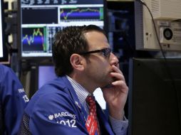 La sesión estuvo marcada por conocimiento de datos macroeconómicos peores de lo previsto en Estados Unidos. AP /