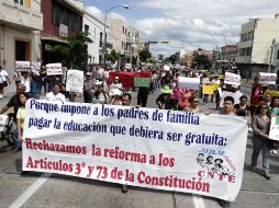 EStán anunciadas para mañana algunas marchas de maestros en todo el País y la Entidad. ARCHIVO /