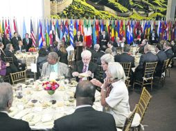 Los jefes de Estado disfrutan de un almuerzo encabezado por el secretario general de las Naciones Unidas, Ban Ki-moon. EFE /