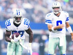 DeMarco Murray acarrea el ovoide en el primer cuarto del juego ante San Luis, en el cual totalizó 175 yardas AP /